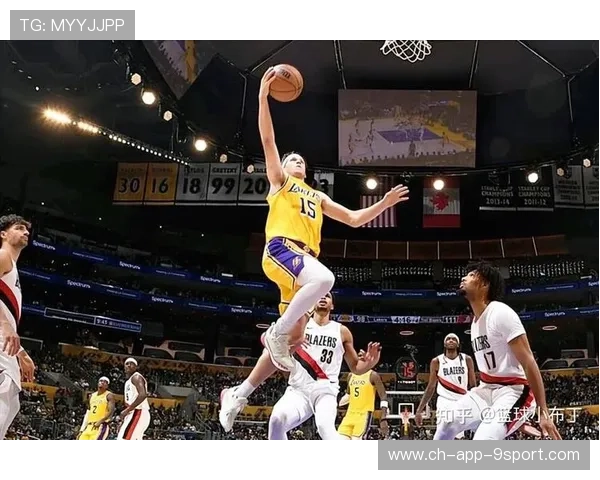 伤病满营的老鹰122-102大胜湖人，穆罕穆德-盖伊砍下生涯新高21分，老鹰球员