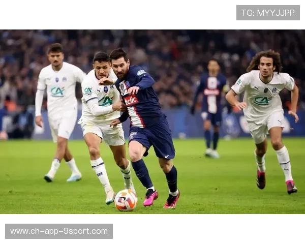 巴黎的化学反应越来越顺，梅西笑着看姆巴佩飞，巴黎喜获2份新赞助合约 梅西开始发挥摇钱树效应